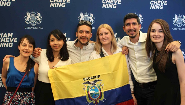 Scholarships for Ecuadorians in USA